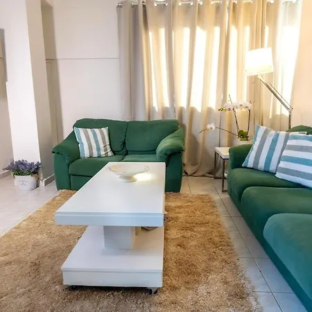 Bright Getaway In The Heart Of *