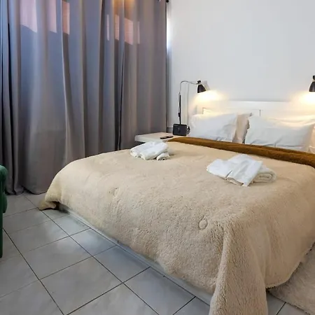 Bright Getaway In The Heart Of * Каламата